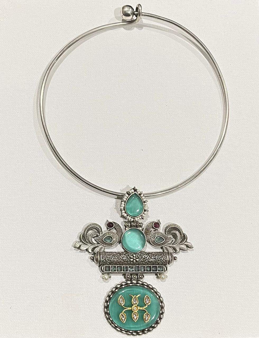 Silver replica choker set