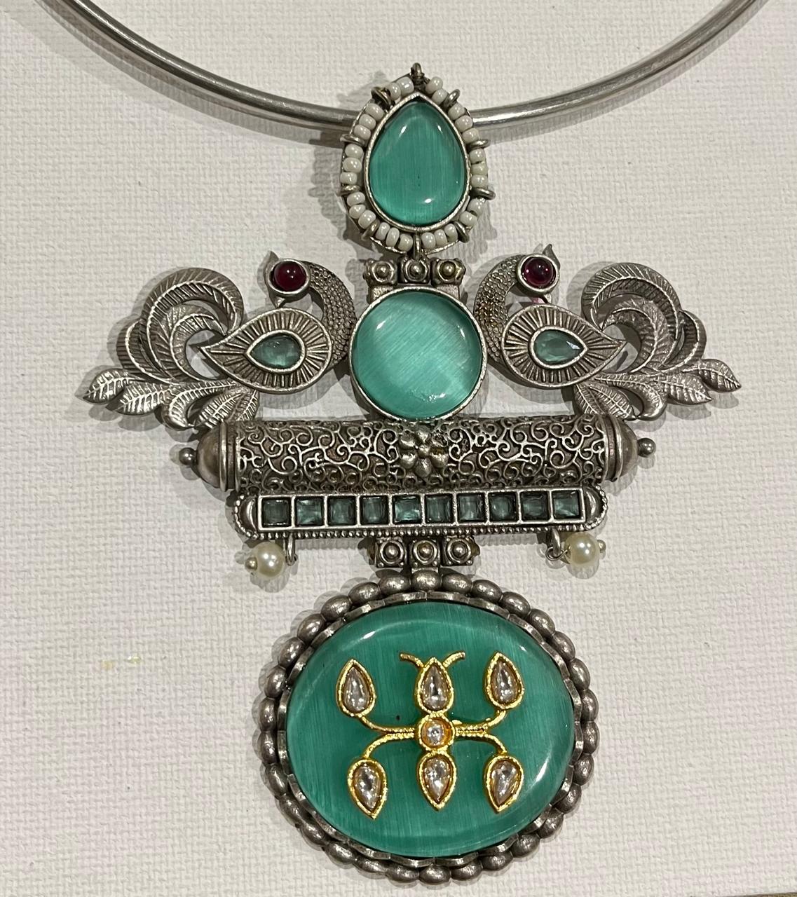 Silver replica choker set