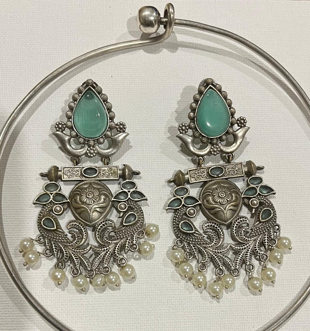 Silver replica choker set