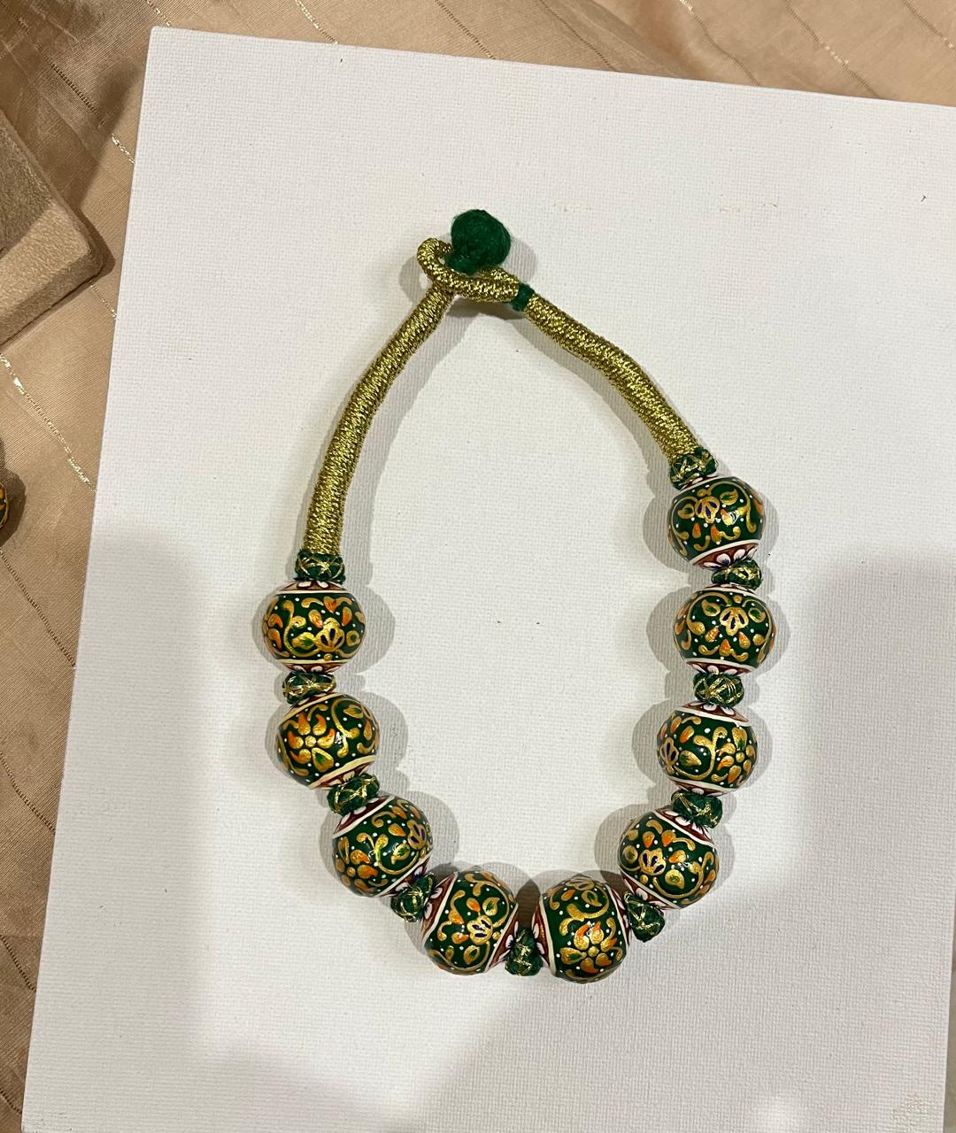 Hand painted beads choker with earrings