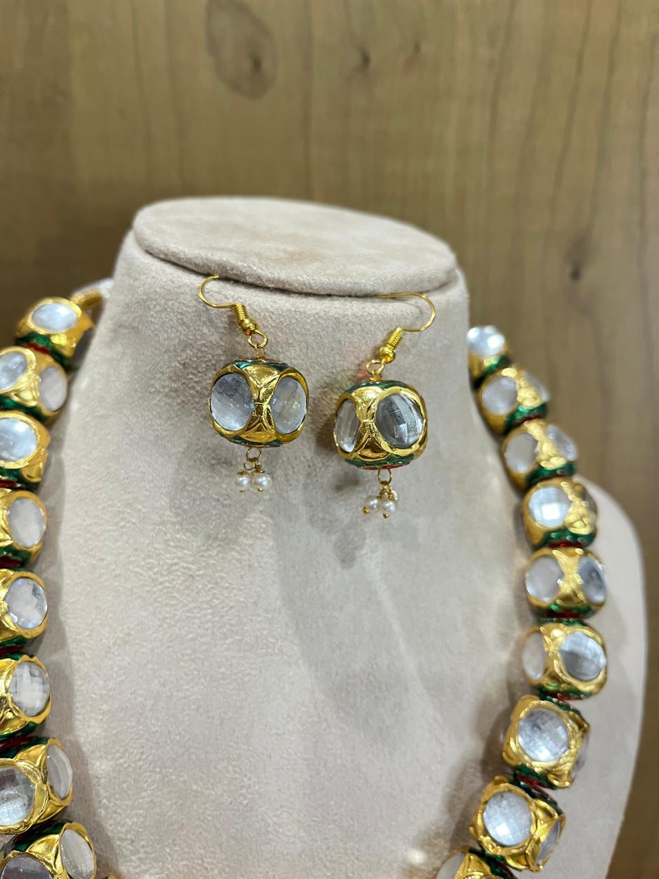 Jadau Kundan beads mala