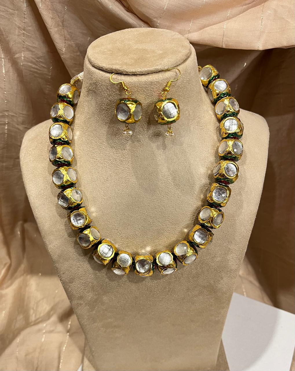 Jadau Kundan beads mala