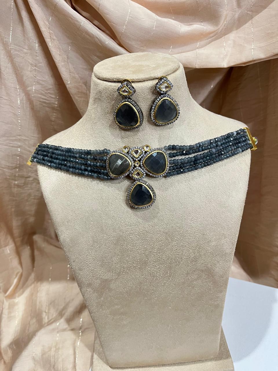 Grey semi precious beads with kundan pendant choker