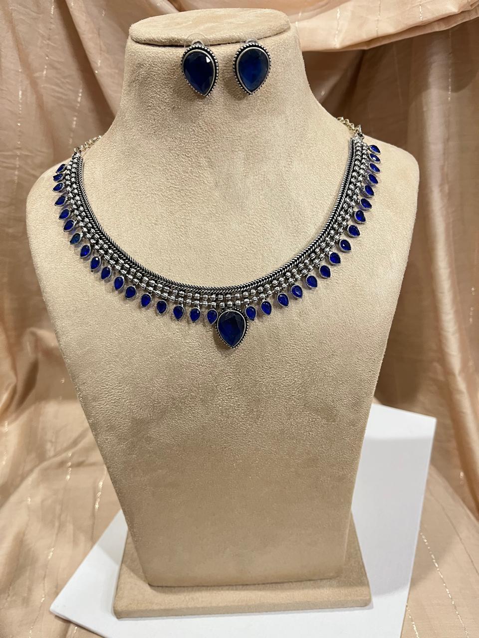 oxodized blue choker set
