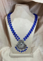 Silver replica beads necklace
