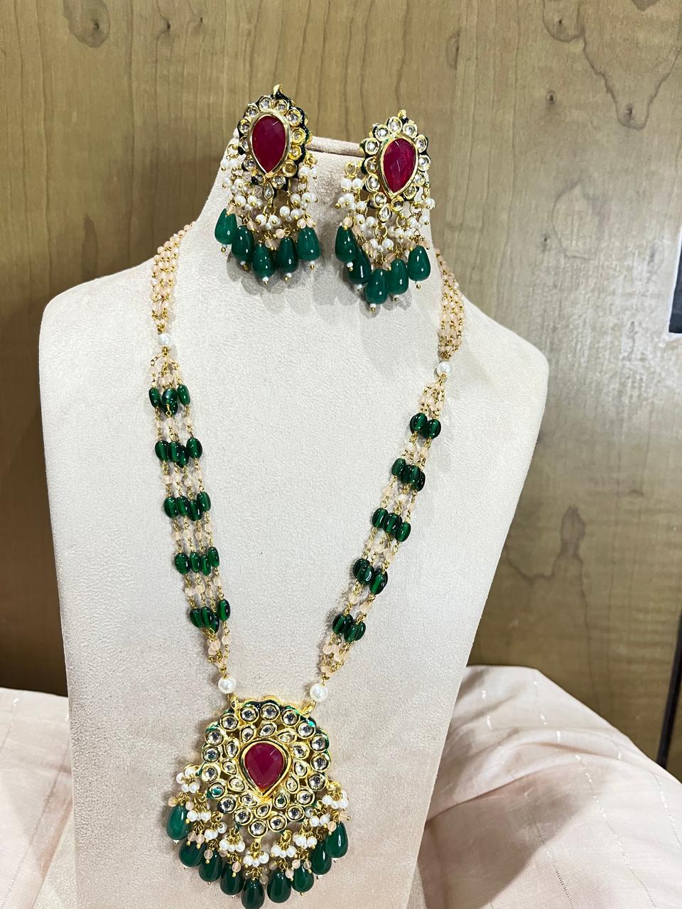 Jadau kundan long beads chain necklace