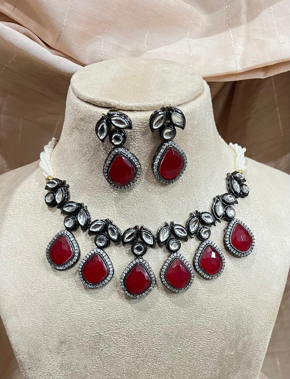 Kundan Jadau choker necklace with pearl lines