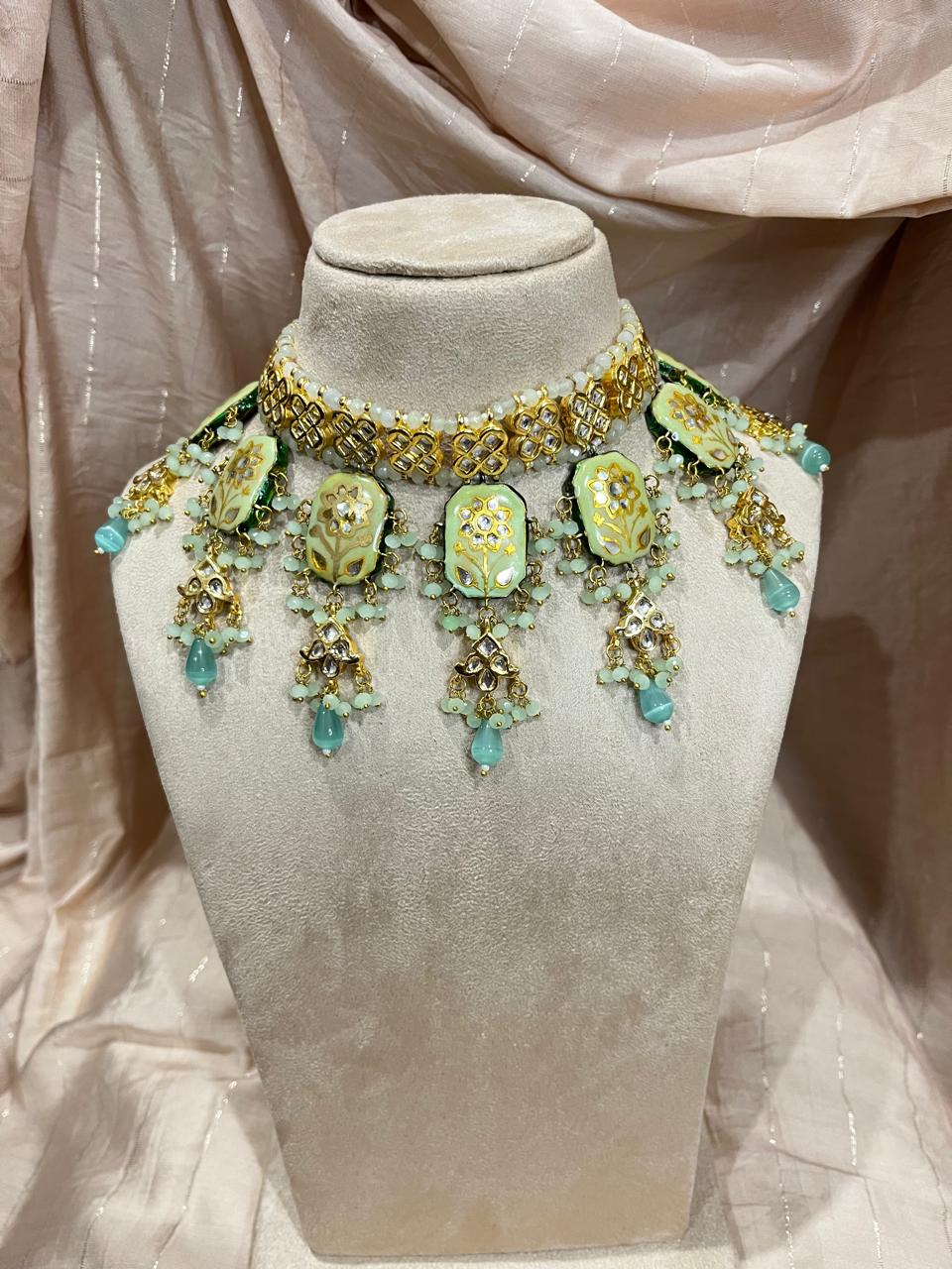 Kundan jadau big choker with earrings