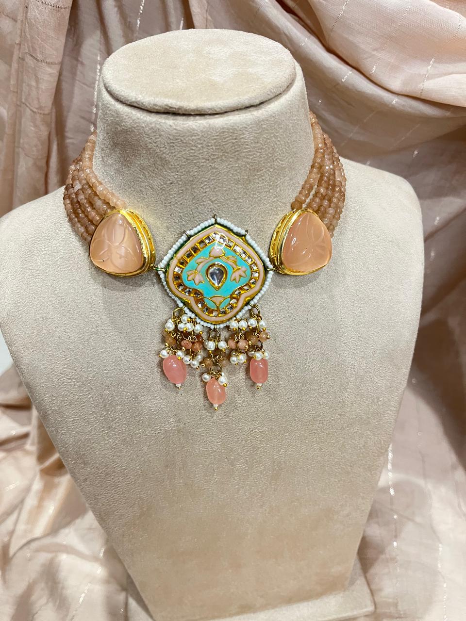 Semi precious beads jadau pendant choker set