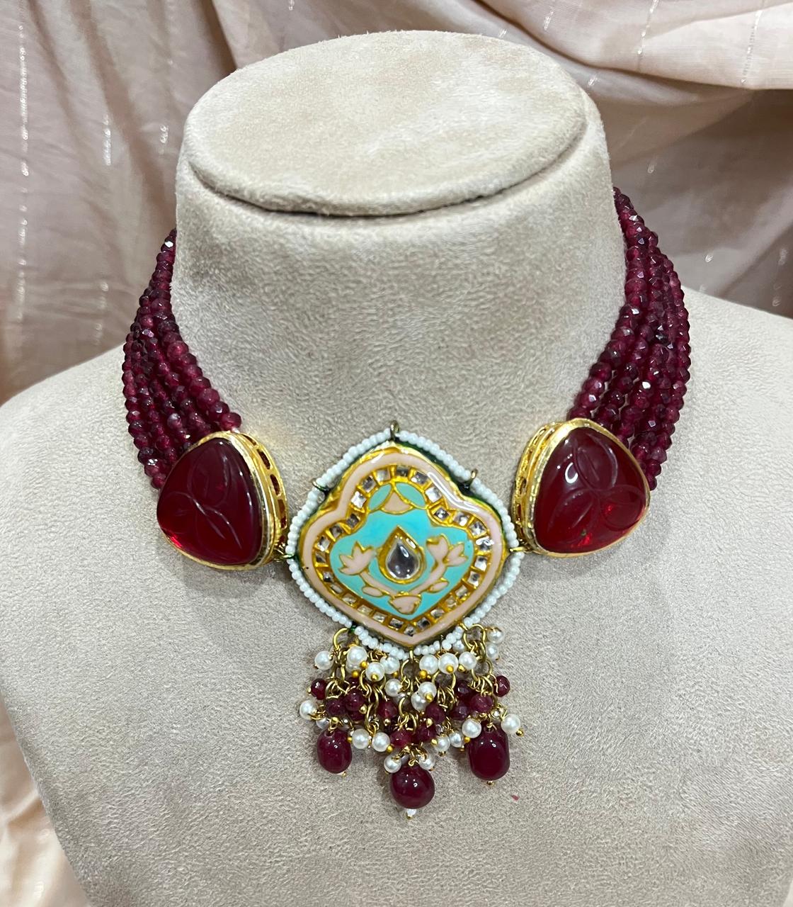 Semi precious beads jadau pendant choker set
