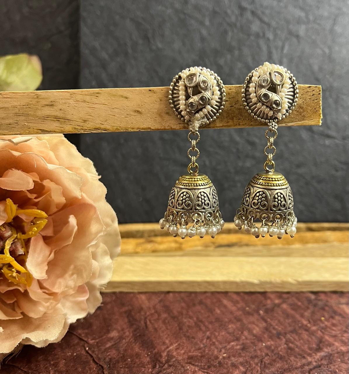 Dual tone jhumkha earrings with pearl carved line